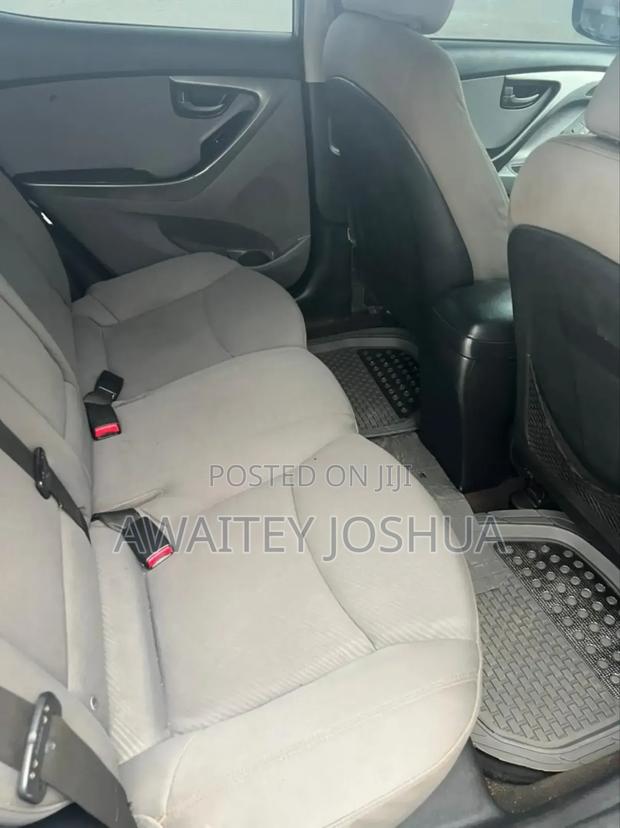 Hyundai Elantra 2013 Silver