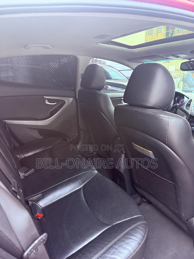 Hyundai Elantra Limited 4dr Sedan (1.8L 4cyl 6A) 2015 Red