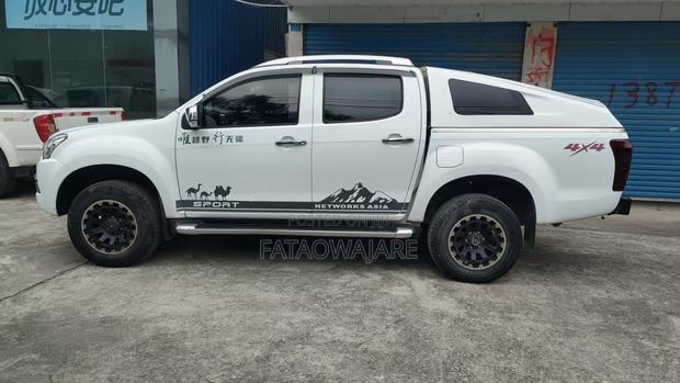 Isuzu D-MAX 2019 White
