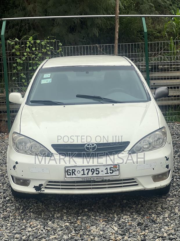 Toyota Camry 2005 Off white