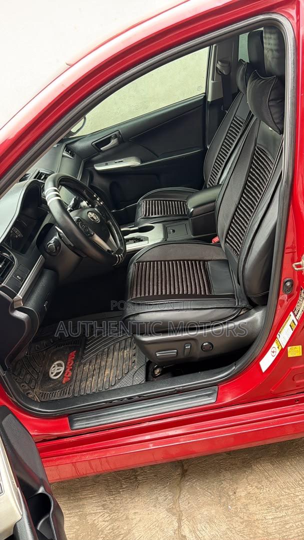 Toyota Camry 2014 Red