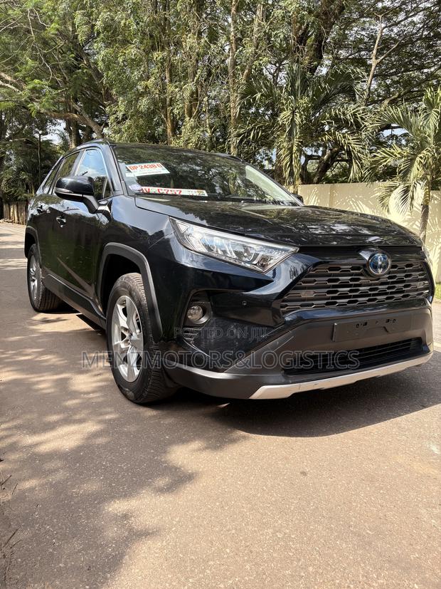 Toyota RAV4 2021 Black