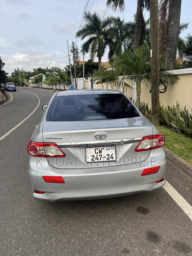 Toyota Corolla 2013 Silver