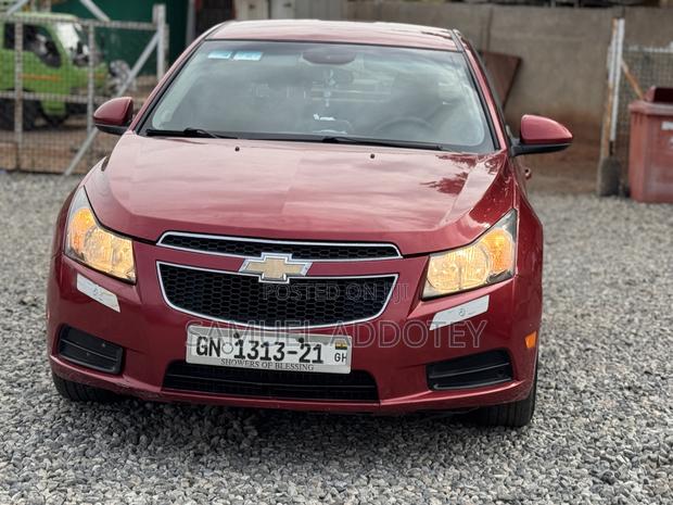 Chevrolet Cruze 2012 Red