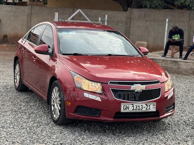 Chevrolet Cruze 2012 Red