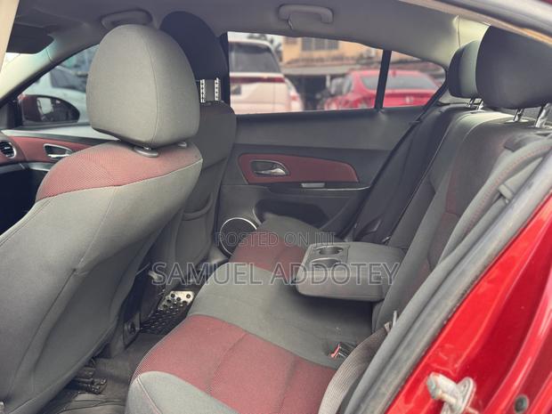 Chevrolet Cruze 2012 Red