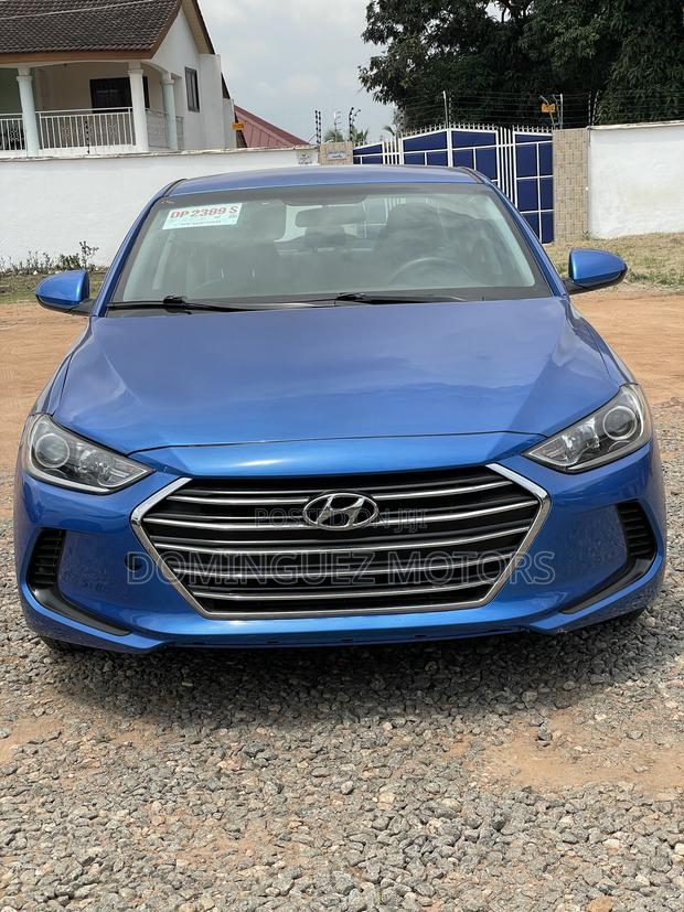 Hyundai Elantra 2017 Blue