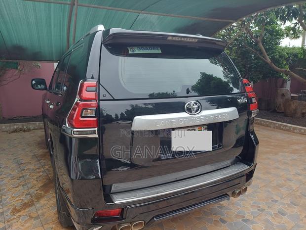 Toyota Land Cruiser 4.5 V8 VXR 2021 Black