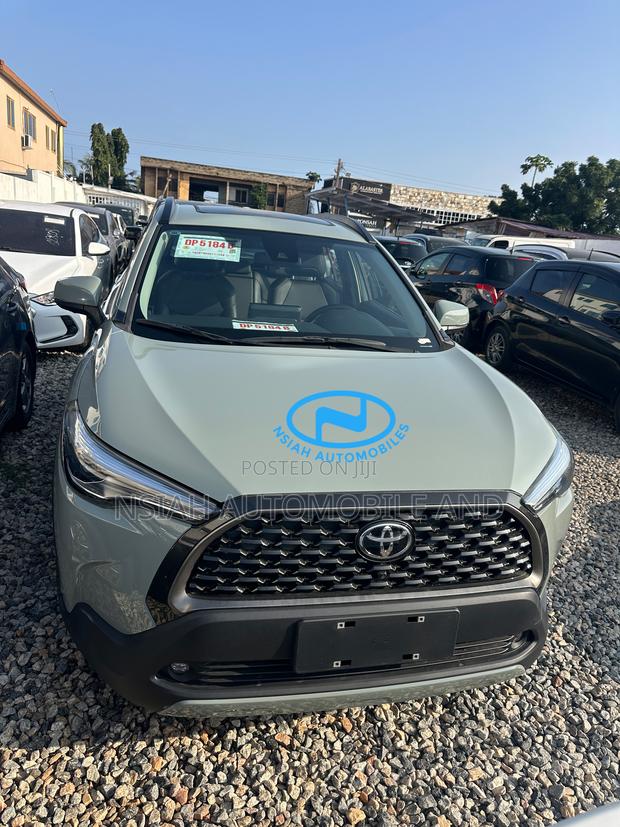 Toyota Corolla Cross 2.0 Petrol FWD 2022 Green