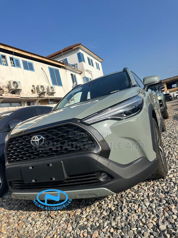 Toyota Corolla Cross 2.0 Petrol FWD 2022 Green