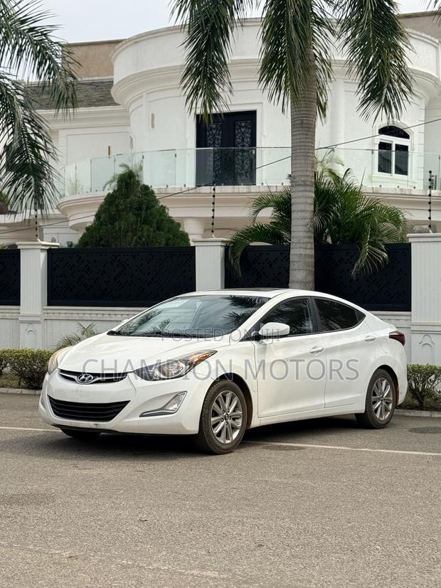 Hyundai Elantra 2015 White