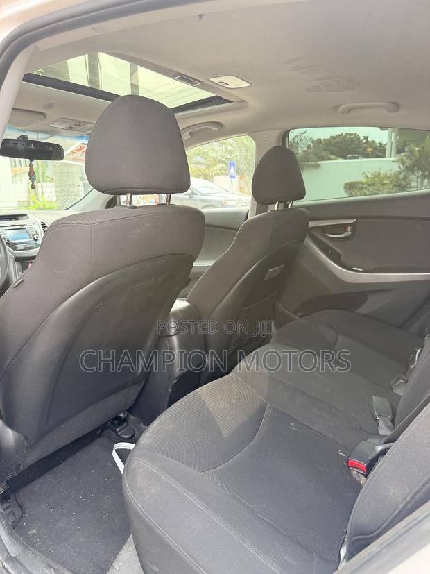 Hyundai Elantra 2015 White