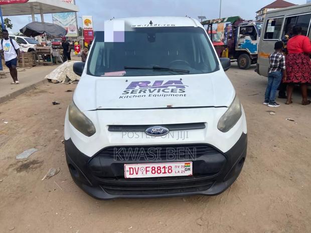 Ford Transit-350 2015 White