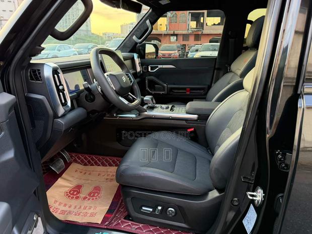 Jetour T2 2.0 Petrol AWD 2023 Black