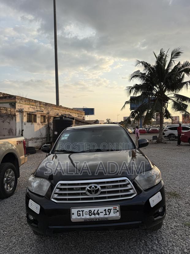 Toyota Highlander 2011 Black