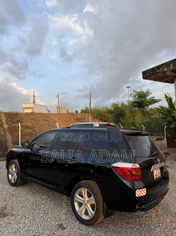 Toyota Highlander 2011 Black