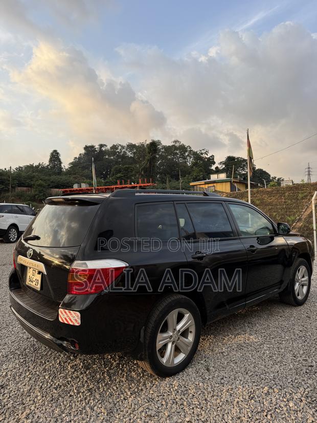 Toyota Highlander 2011 Black