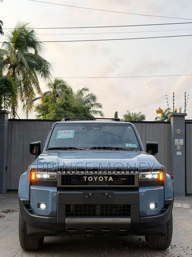 Toyota Land Cruiser Prado 2025 Blue