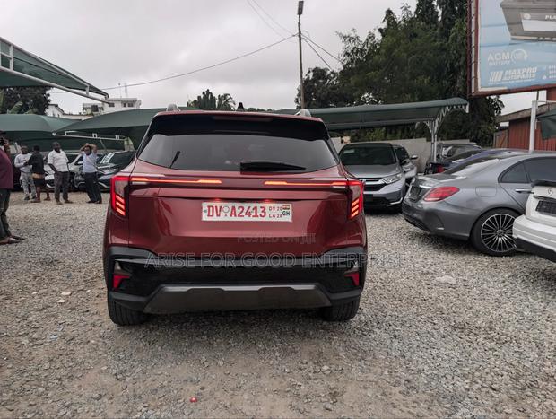 Kia Seltos X-Line 2024 Red