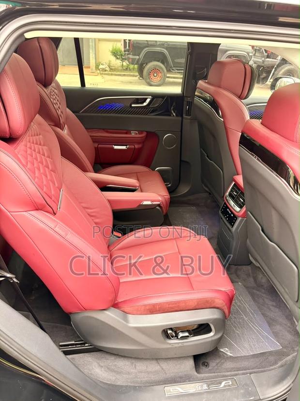 Hongqi E-HS9 2023 Black