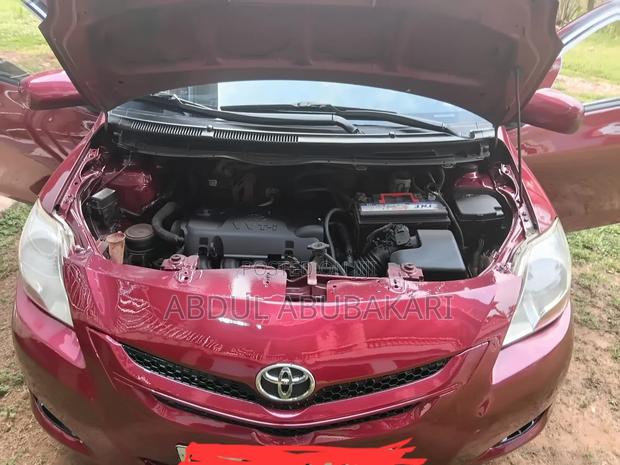 Toyota Yaris 2016 Red
