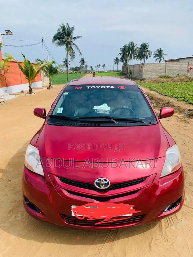 Toyota Yaris 2016 Red