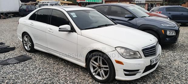 Mercedes-Benz C300 2012 White