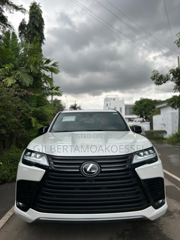 Lexus LX 500d 2026 White