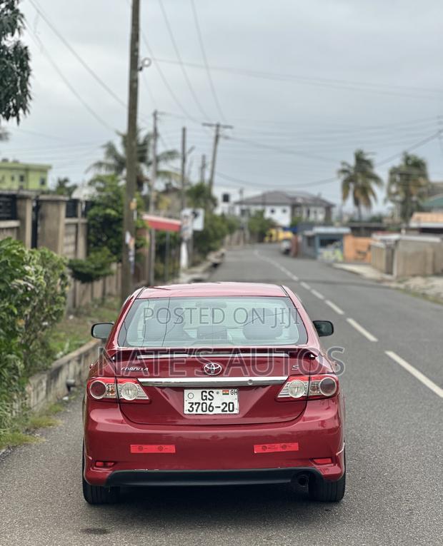 Toyota Corolla S 4dr Sedan (1.8L 4cyl 4A) 2013 Red