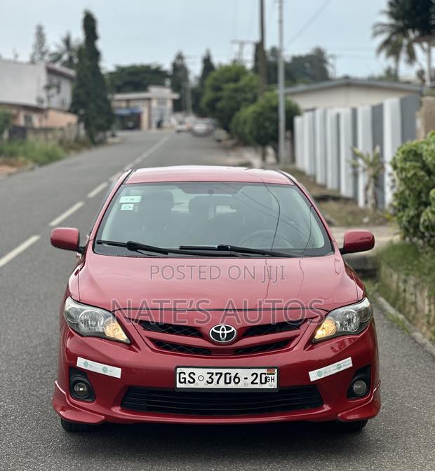 Toyota Corolla S 4dr Sedan (1.8L 4cyl 4A) 2013 Red