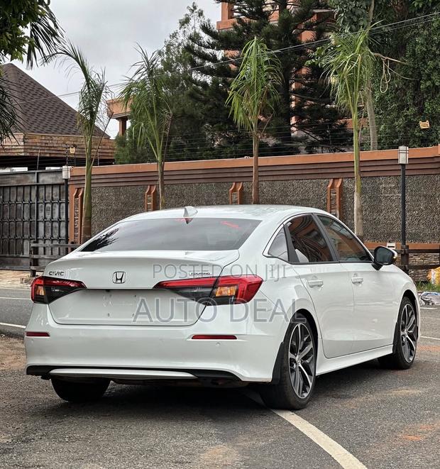 Honda Civic Touring 2022 White