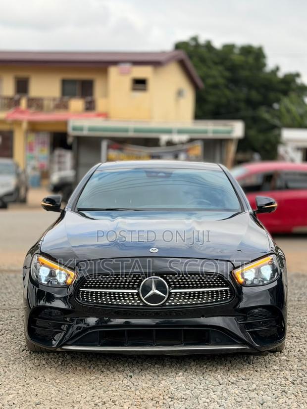 Mercedes-Benz E350 2021 Black