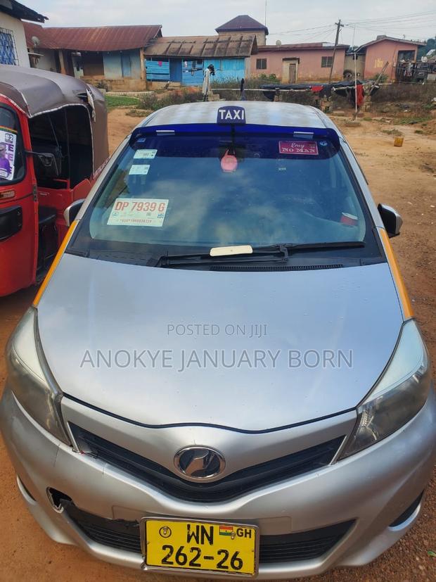 Toyota Vitz 2014