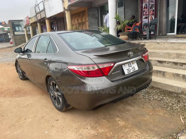 Toyota Camry 2015 Gray