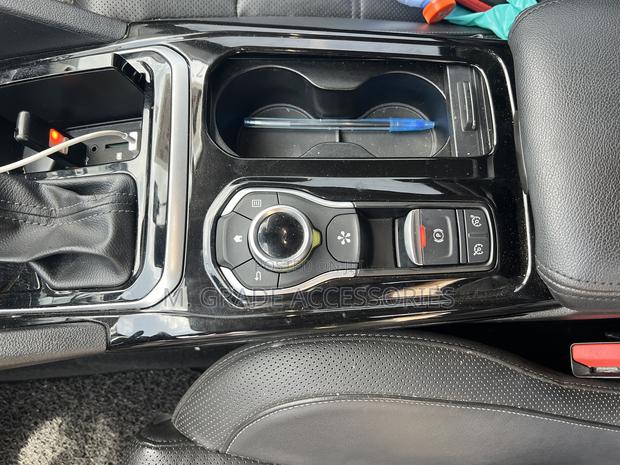 Renault Samsung SM6 2.0 GDi FWD 2016 Gray