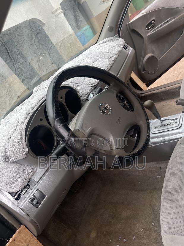 Nissan Altima 2.5 Automatic 2002