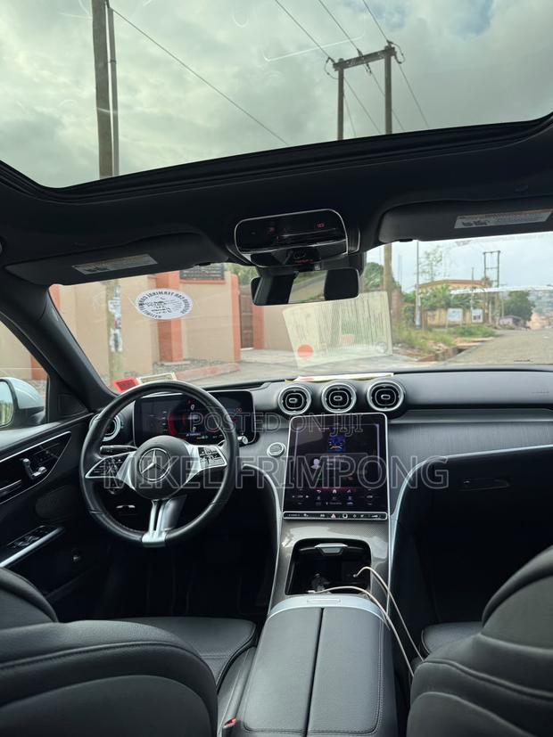 Mercedes-Benz C300 2022 Silver
