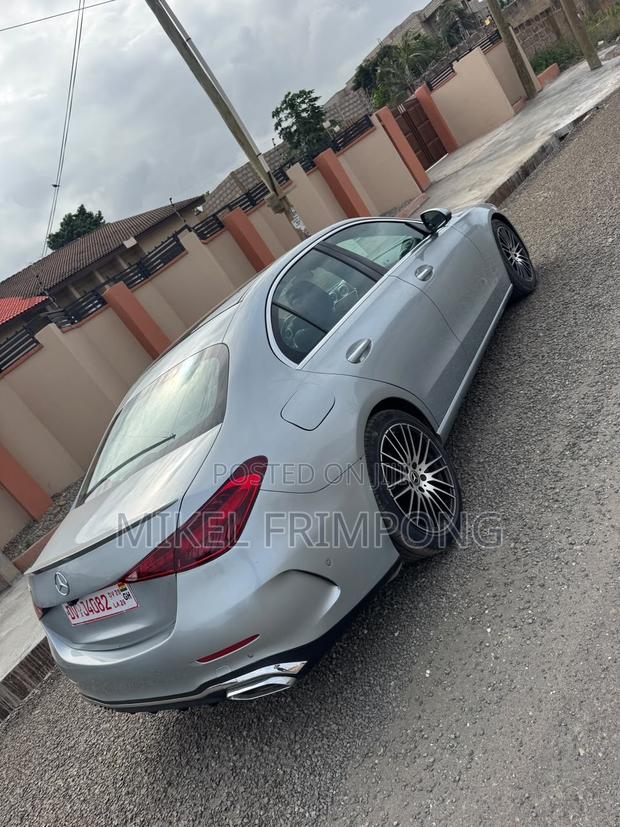 Mercedes-Benz C300 2022 Silver