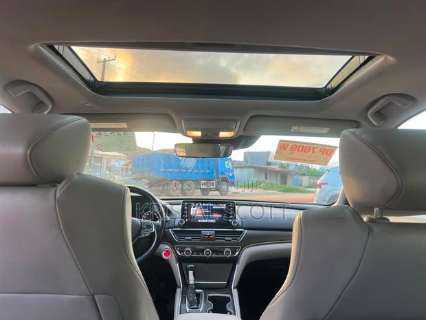 Mitsubishi Outlander 2.4 PHEV AWD 2018 Brown