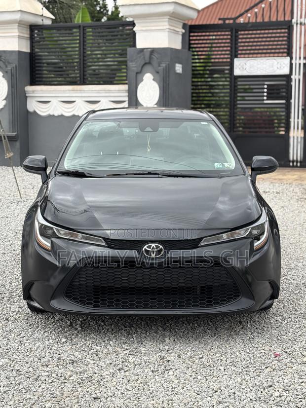 Toyota Corolla LE 2021 Black