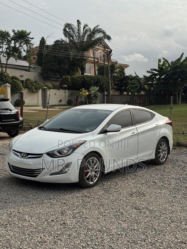Hyundai Elantra 2015 White