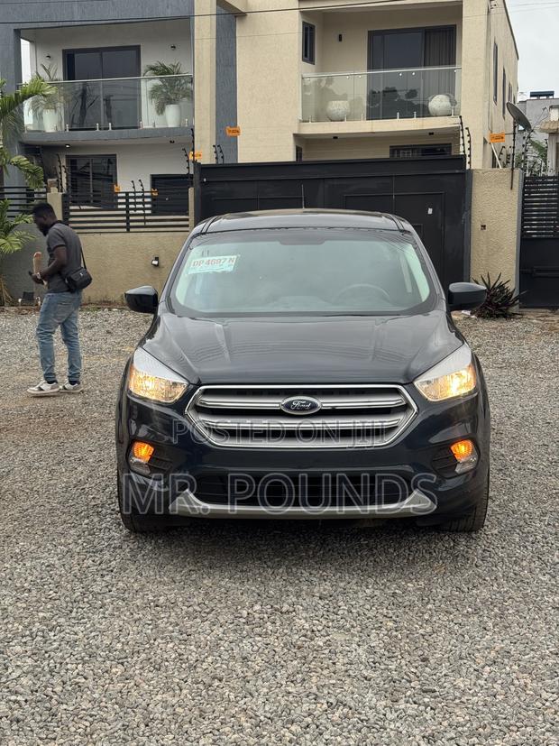 Ford Escape 2018 Black