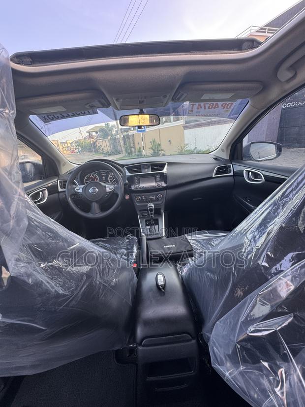 Nissan Sentra SV 2016 Gray