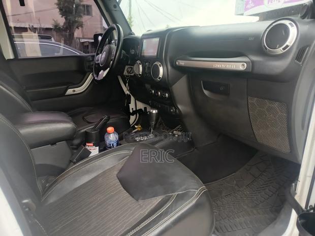 Jeep Wrangler 2014 White
