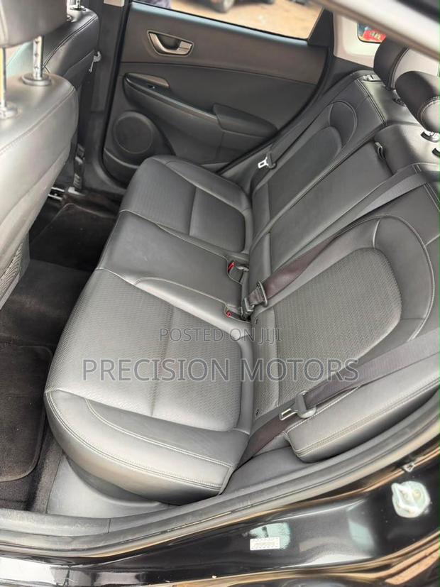 Hyundai Kona Limited 2021 Black