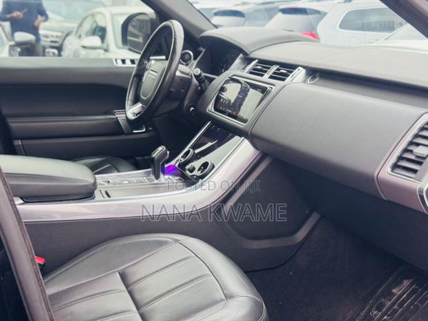 Land Rover Range Rover 3.0L V6 Supercharged HSE 2019 Black