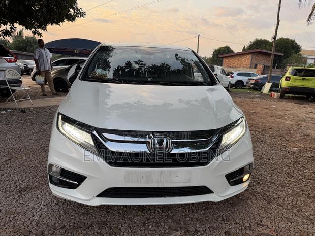 Honda Odyssey 2018 White