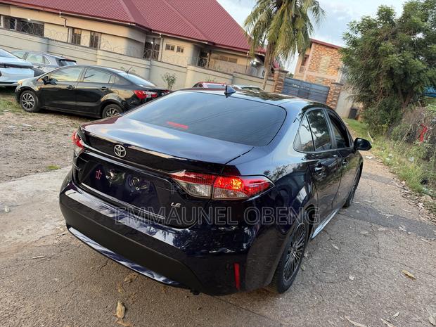 Toyota Corolla 2020 Blue