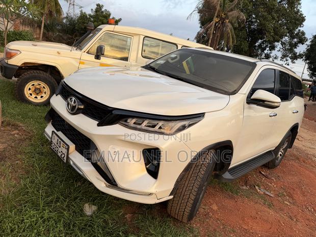 Toyota Fortuner 2017 White