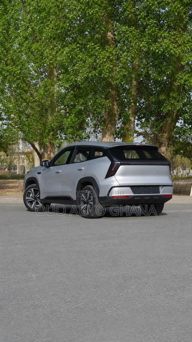 Geely Boyue 2026 Gray